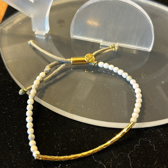 Gorgana Bracelet - Picture 3 of 3